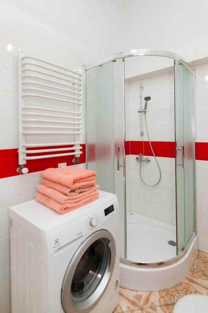 Три Кімнати Вулиця Грушевського 9 Центр Міста Львів Apartment Ngoại thất bức ảnh